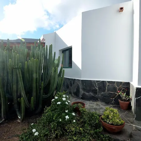 Casa Caballería Vallebron