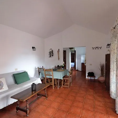 Casa Caballeria Vallebrón